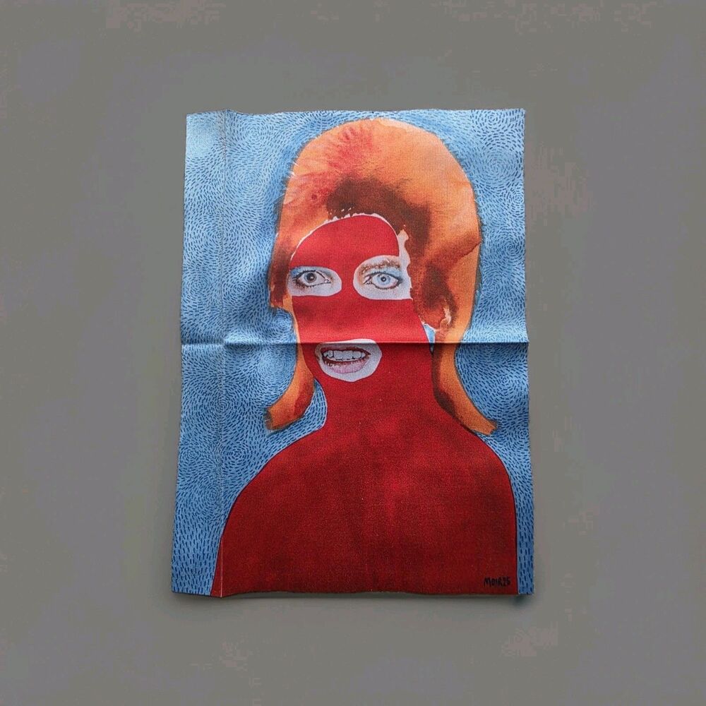 Cubitts Jim Moir David Bowie in Red Ski Mask Glasses Cleaning Cloth New